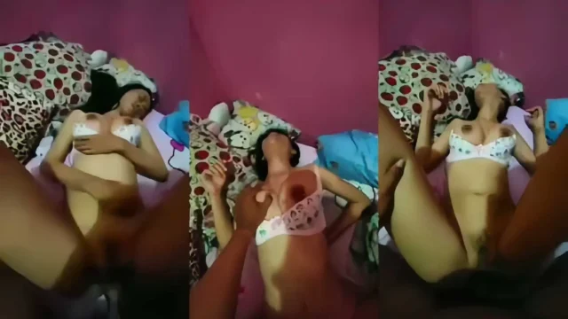 Cheating Desi Bhabhi Gets Her Wet Pussy Fucked Rough In Kitchen MMS